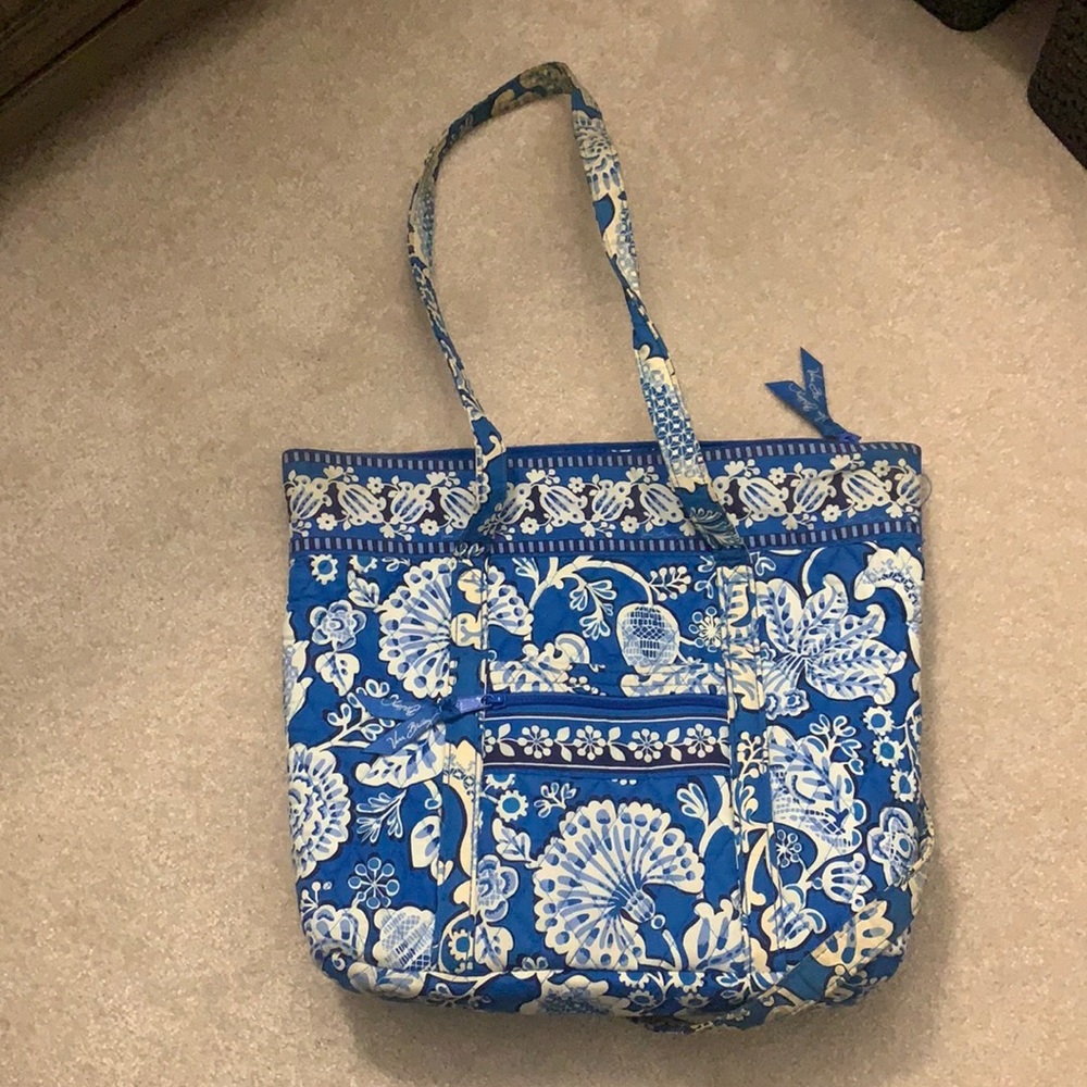 Vera Bradley tote bag